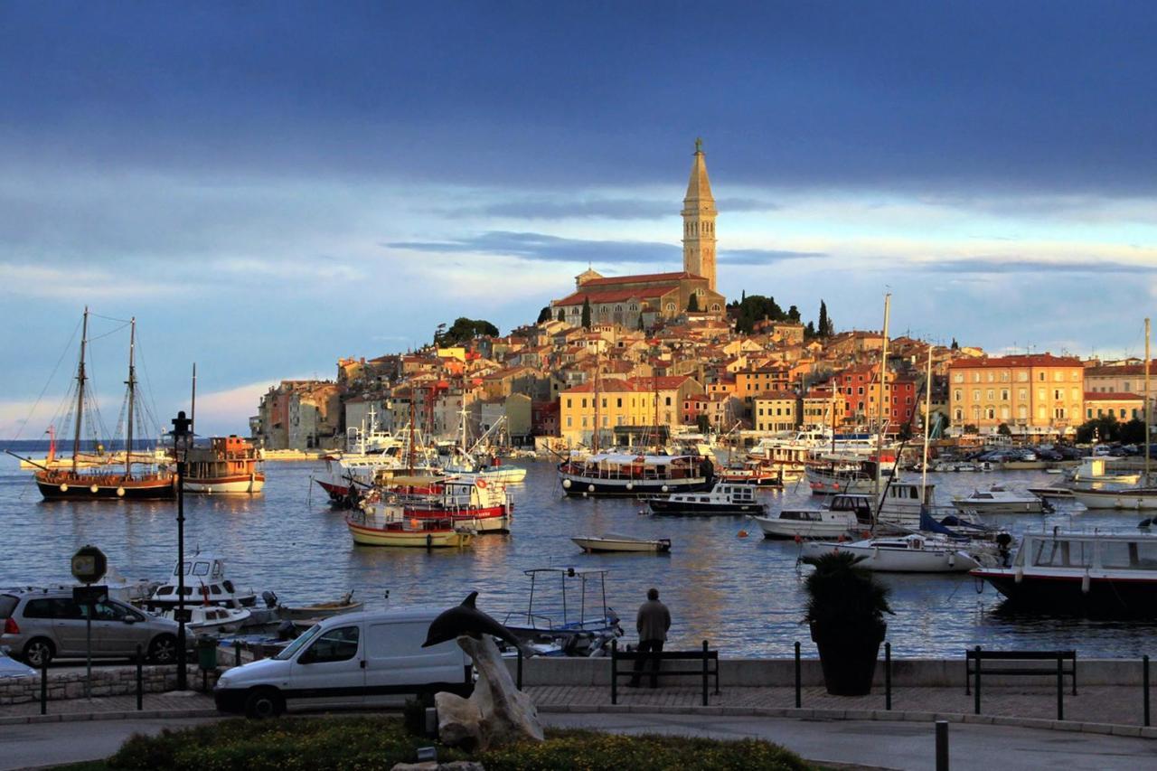 Apartments And Rooms By The Sea Rovinj - 19183 Exterior photo
